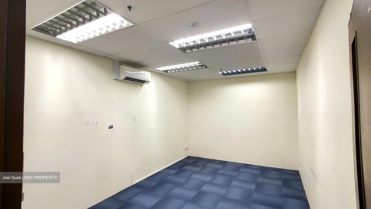A'posh Bizhub (D27), Factory #610992371